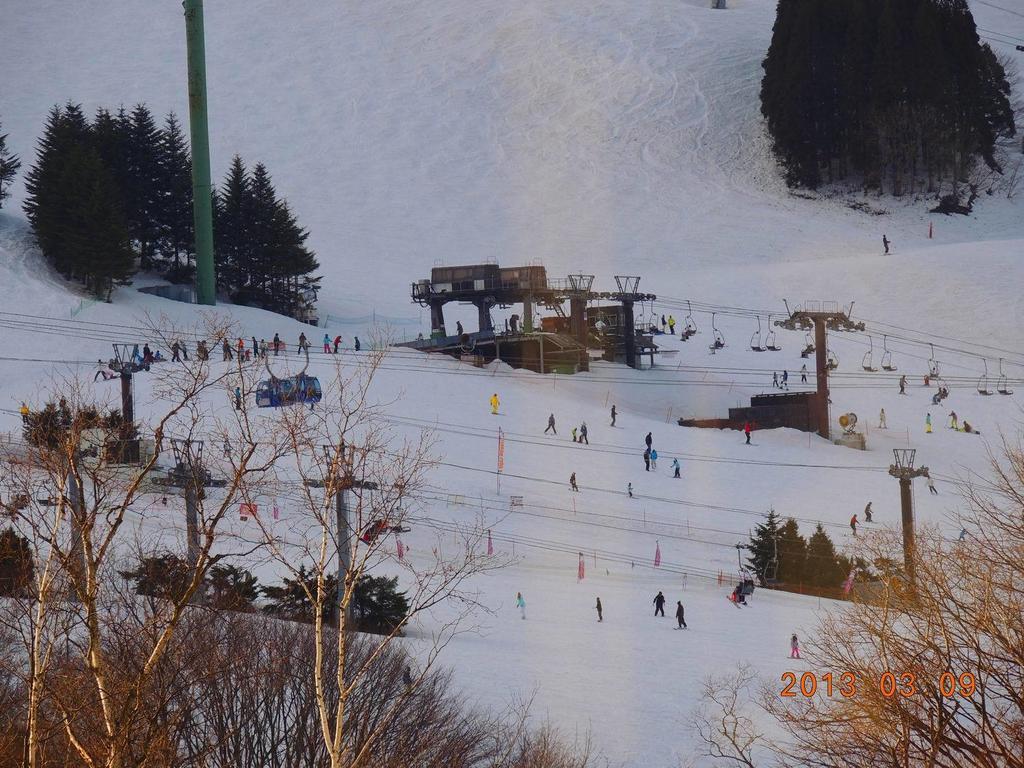 Naeba Lodge Oka Yuzawa  Eksteriør bilde