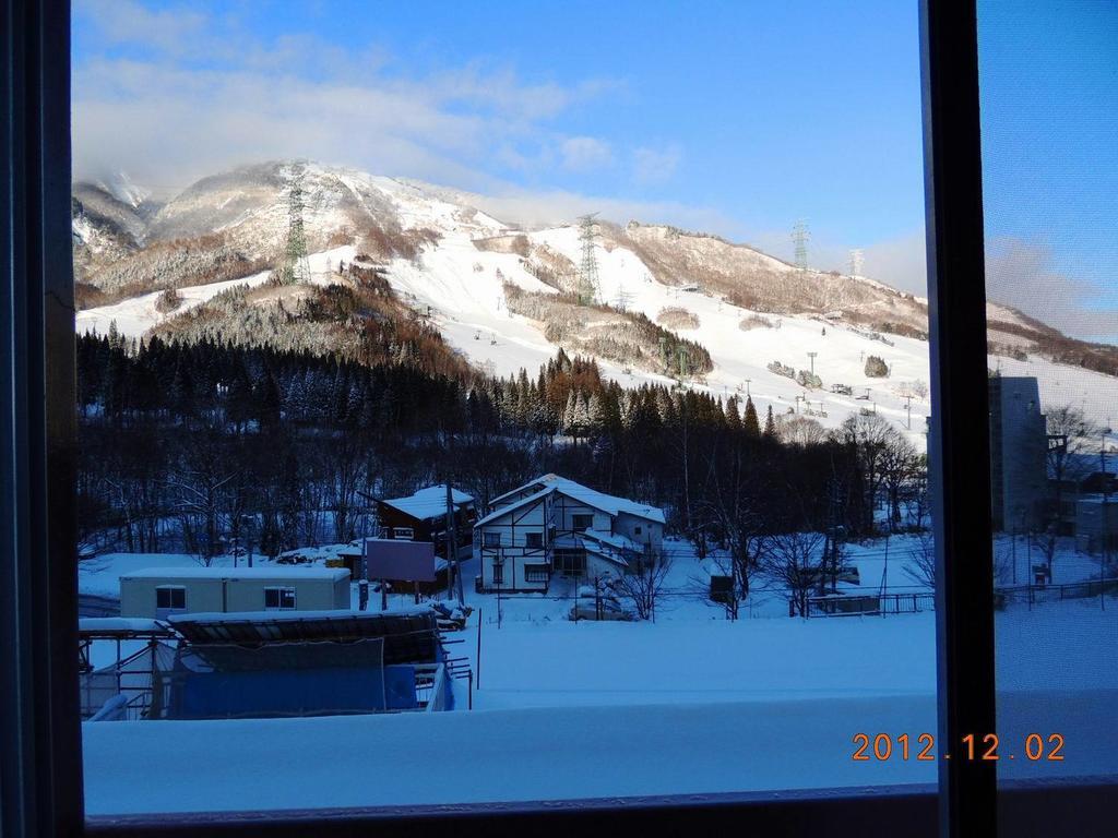 Naeba Lodge Oka Yuzawa  Eksteriør bilde