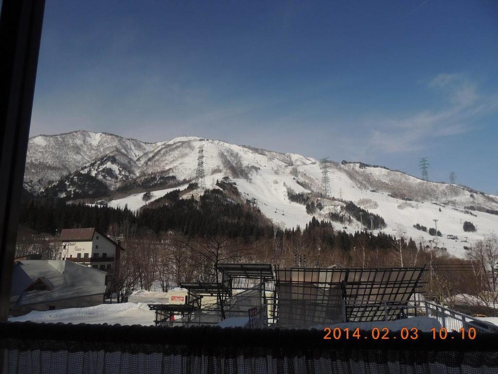 Naeba Lodge Oka Yuzawa  Eksteriør bilde